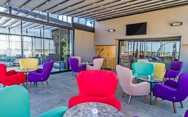 Alesha Suite