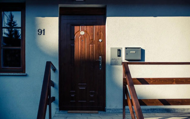 Luxury Apartments No. 91