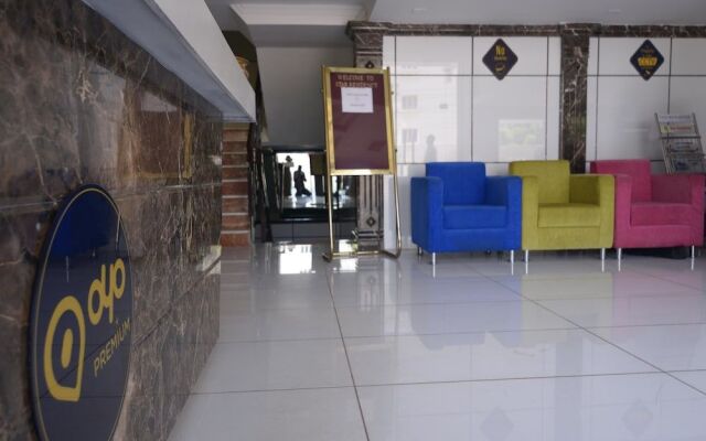 OYO 1637 Hotel Star Residency