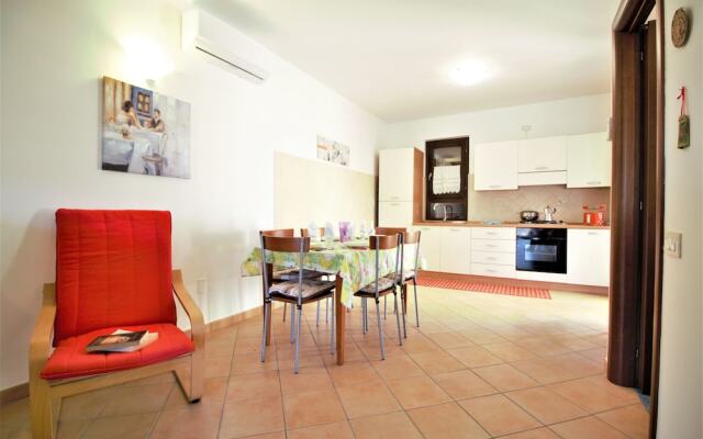 Holidaycasa Emiliano - Villa con Giardino Privato