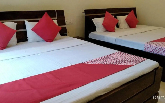 Hotel Dev Darshan by OYO Rooms