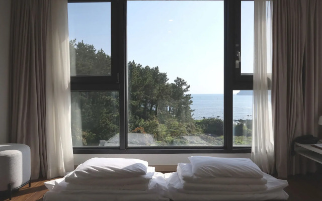 Hotel Seogwipean