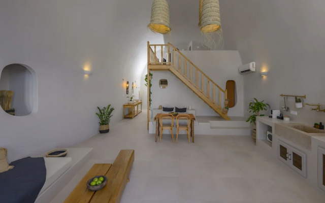 Elements Cave Suites