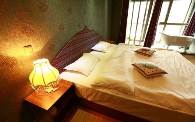 Yawei Apartment Hotel