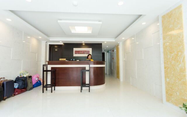 Blue Ocean Beachside Hotel Danang