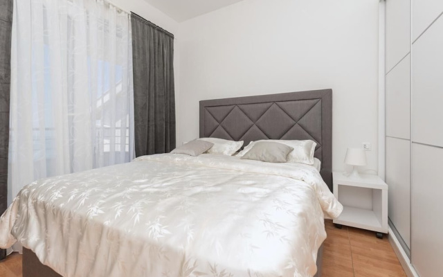 Apartments Ivi
