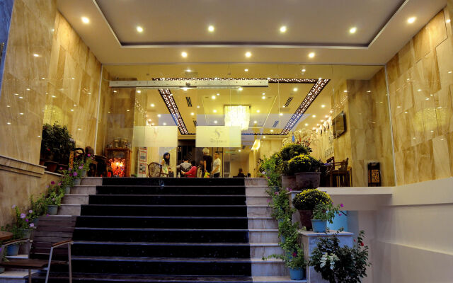 Begonia Nha Trang Hotel