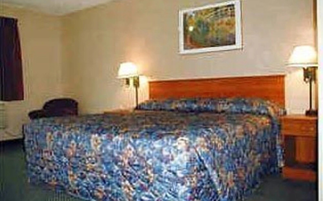 Renton Inn - фото 4