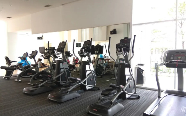 Modern 2BR Apartment at 1 Park Residence with Maid Room