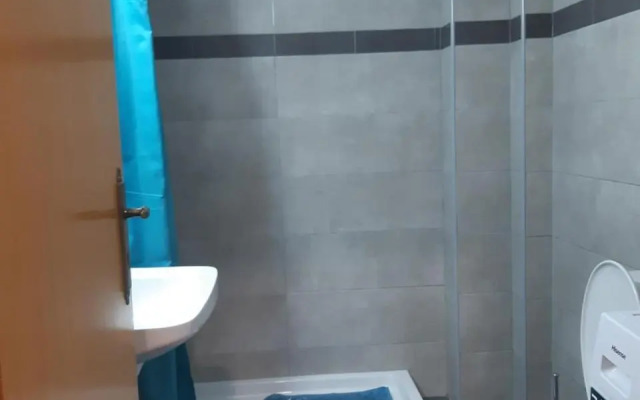 Renovated apartment in Adelianos Kampos