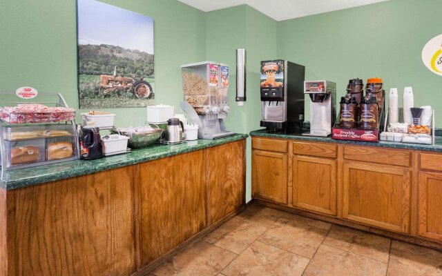 SureStay Plus Hotel by Best Western Bettendorf