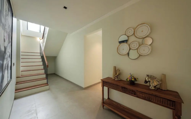 Twin Villas Drupadi 8Br Seminyak