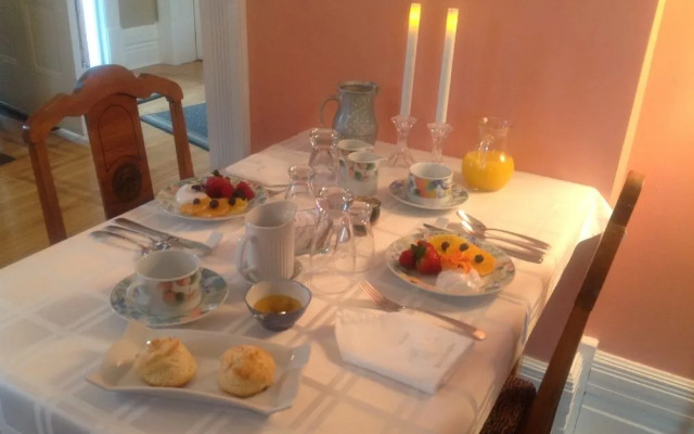 Colborne Bed and Breakfast