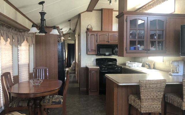 Blind Bay Resort