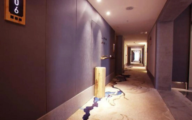PM Hotel (Changsha Songya Hunan Metro Station)