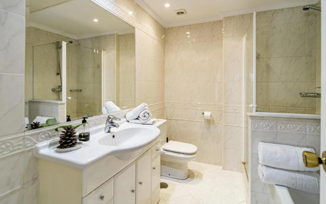 AB2-Aldea Blanca Puerto banus