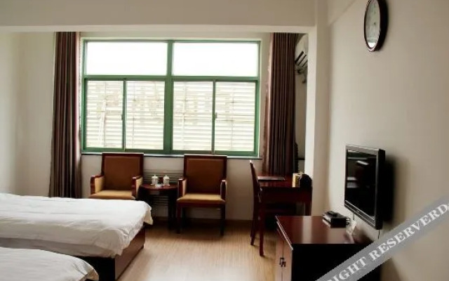 Weifang Huijuyuan Business Express Hotel