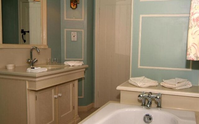 Mill Hay Country House - B&B