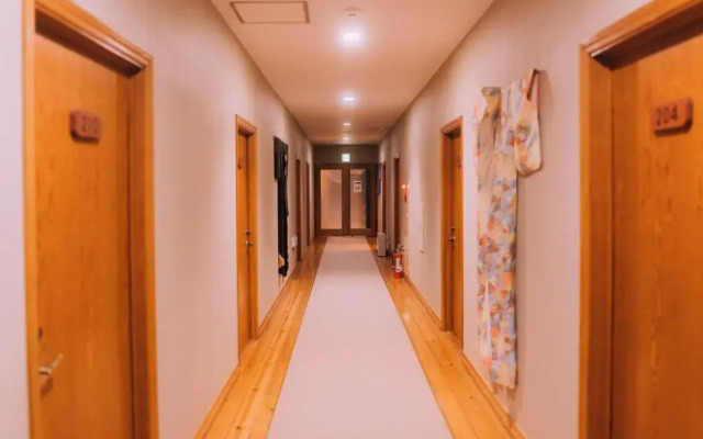 Double Black Hotel