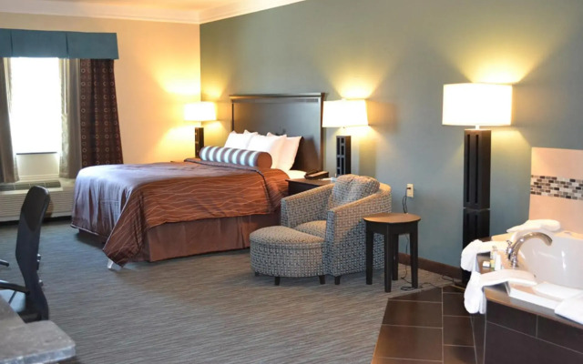 Red River Inn And Suites