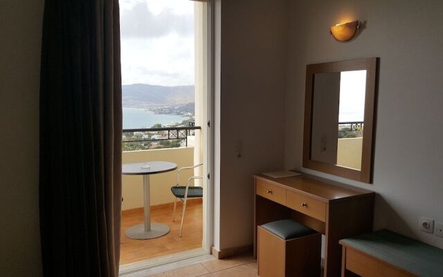 Pefkos Blue Hotel