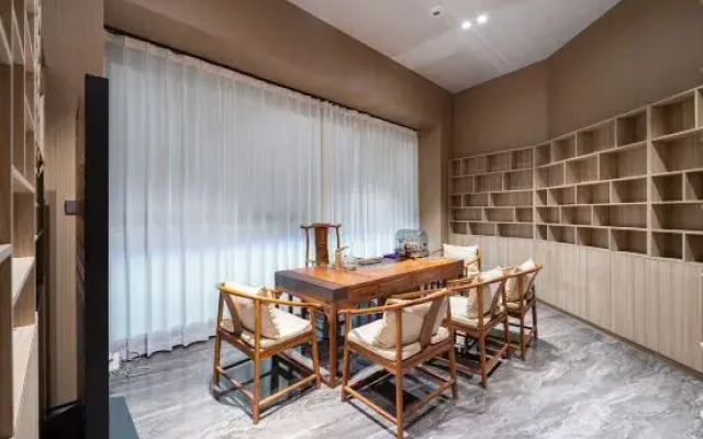 Mengzi Yufeng Hotel