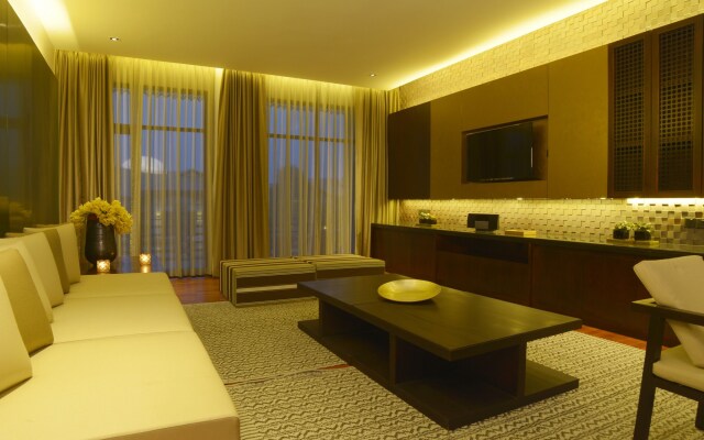Emerald Palace Hotel