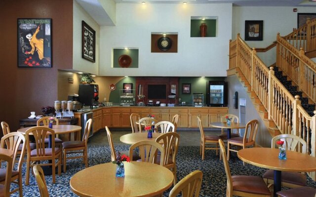 AmericInn Lodge & Suites Oakdale