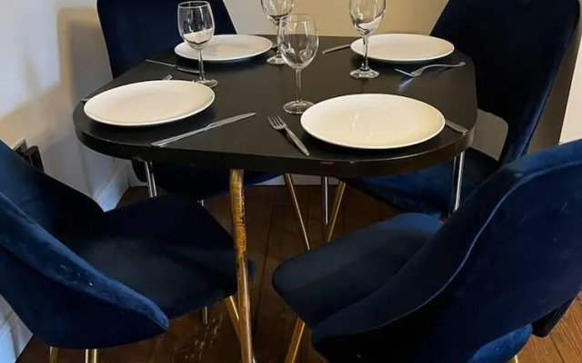 Inviting 3-bed Apartment in Newcastle Upon Tyne