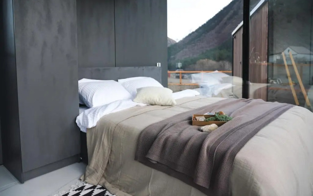 Guest house Orlinoe Gnezdo Balkarskaya 1