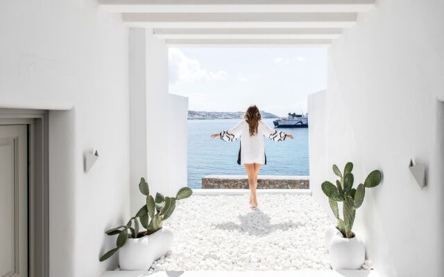 Nimbus Mykonos
