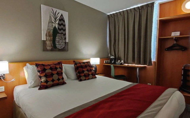 Kyriad Martigues Sud