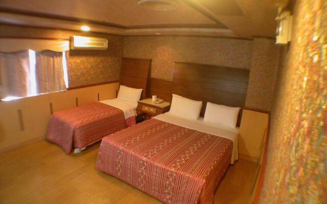 Ti Hwa Hotel