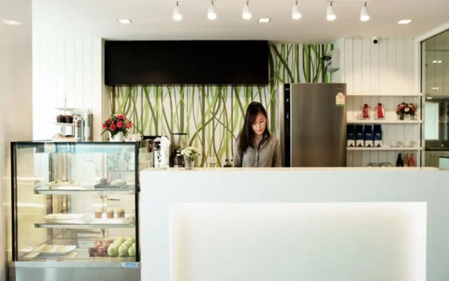 Crystal Suites Suvarnabhumi Airport