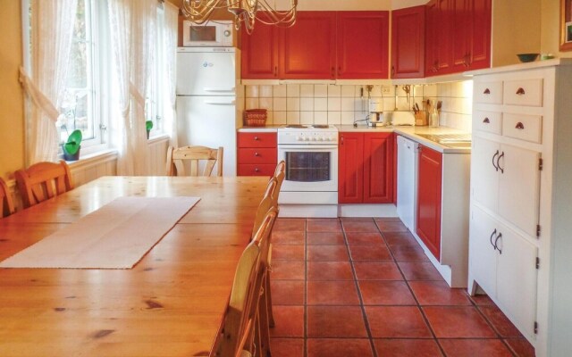 Awesome Home in Lindesnes With 5 Bedrooms, Sauna and Indoor Swimming Pool