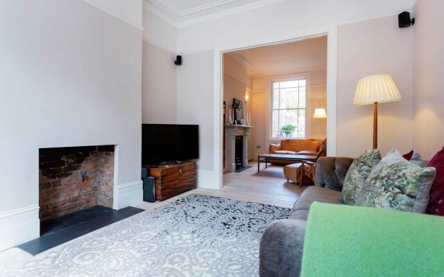 Veeve - Highgate Retreat