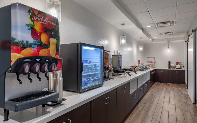 Best Western Plus Coachella Valley Inn & Suites