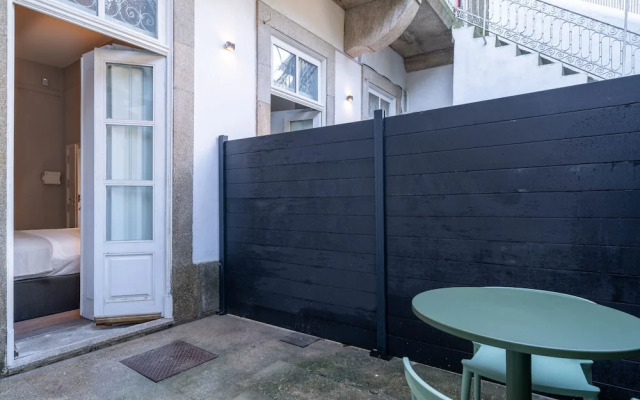 Limehome Porto Rua de Dom Manuel II