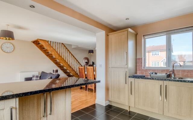 Cozy Holiday Home in Leicester near National Space Center