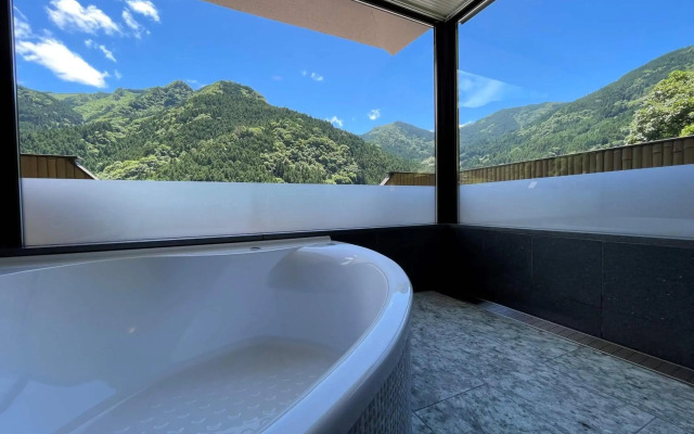 Hotel Kazurabashi