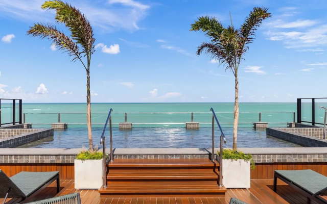 Alta Garden Housi by Carpediem