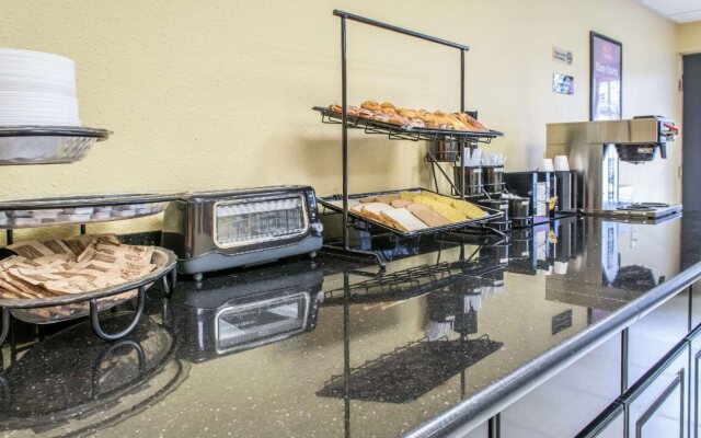 Econo Lodge Fort Knox