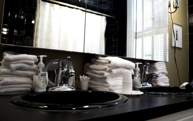 Clifford House Private Home Bed & Breakfast