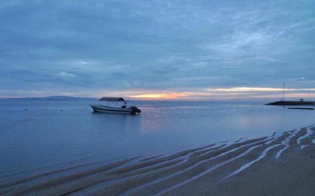 Inna Sindhu Beach