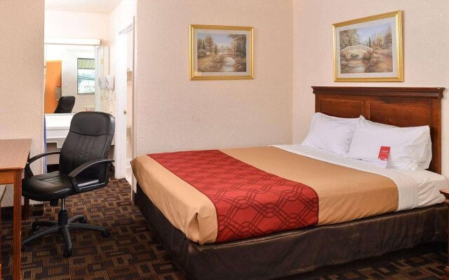 Econo Lodge Bellmawr Area