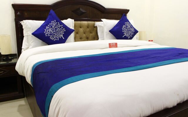 OYO 1455 Hotel Deep