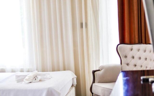 Bir Hotel