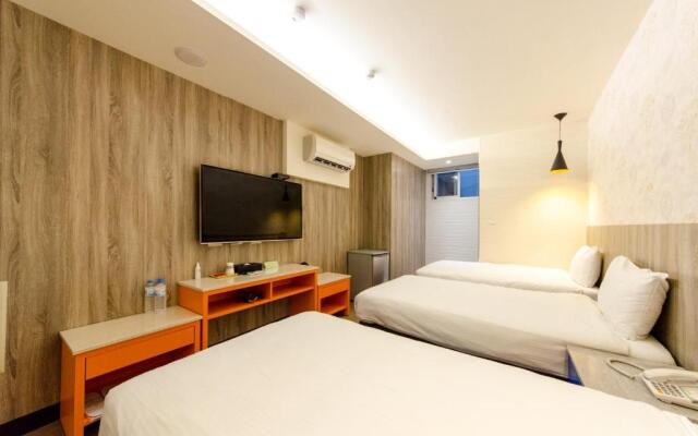 P&E Hotel