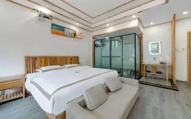 Yunli Shanju Private Tang Homestay