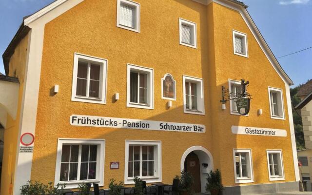 Gasthof-Pension Schwarzer Bär